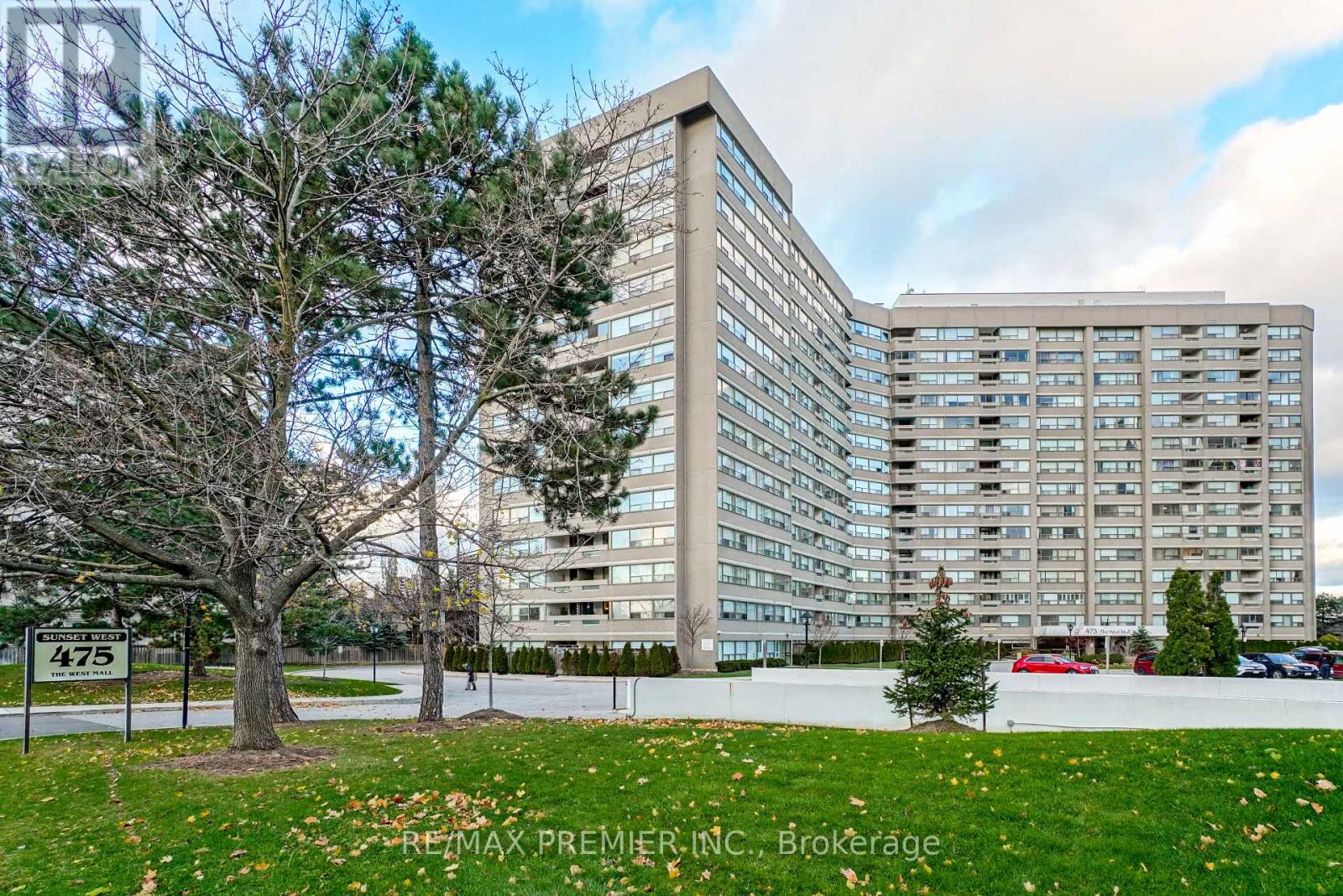 1602 - 475 THE WEST MALL