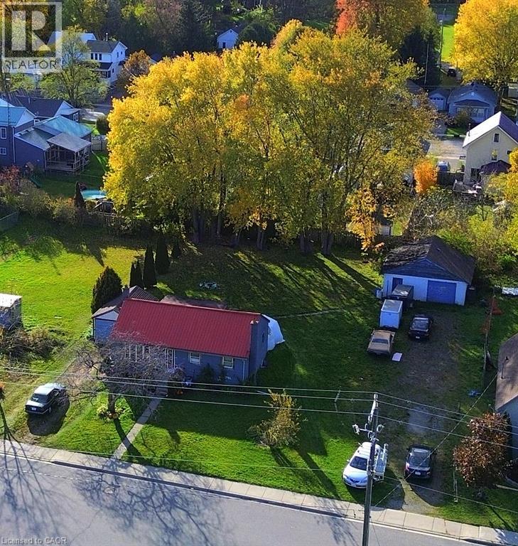 128 METCALFE Street S