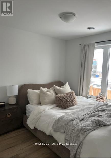 425 - 4263 FOURTH AVENUE