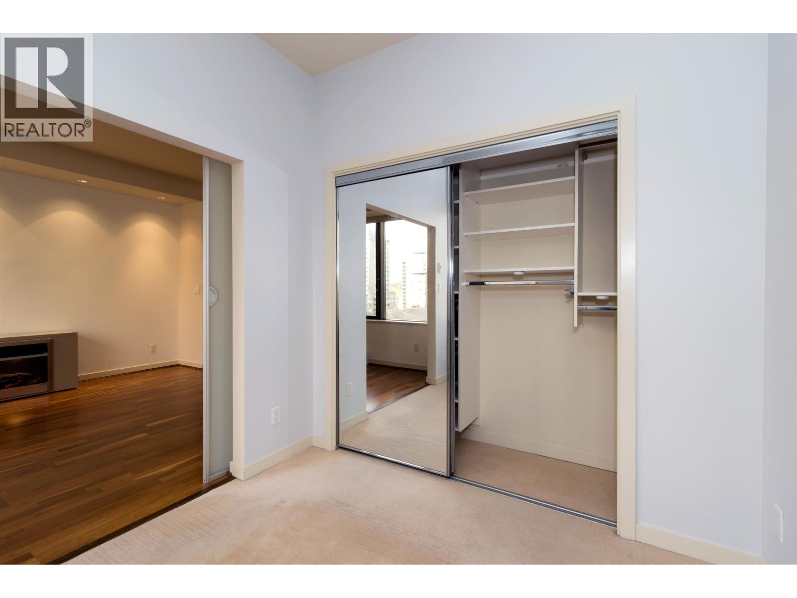 615 1333 W GEORGIA STREET