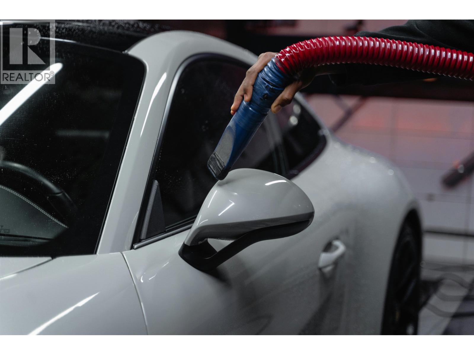 0016 CONFIDENTIAL STREET