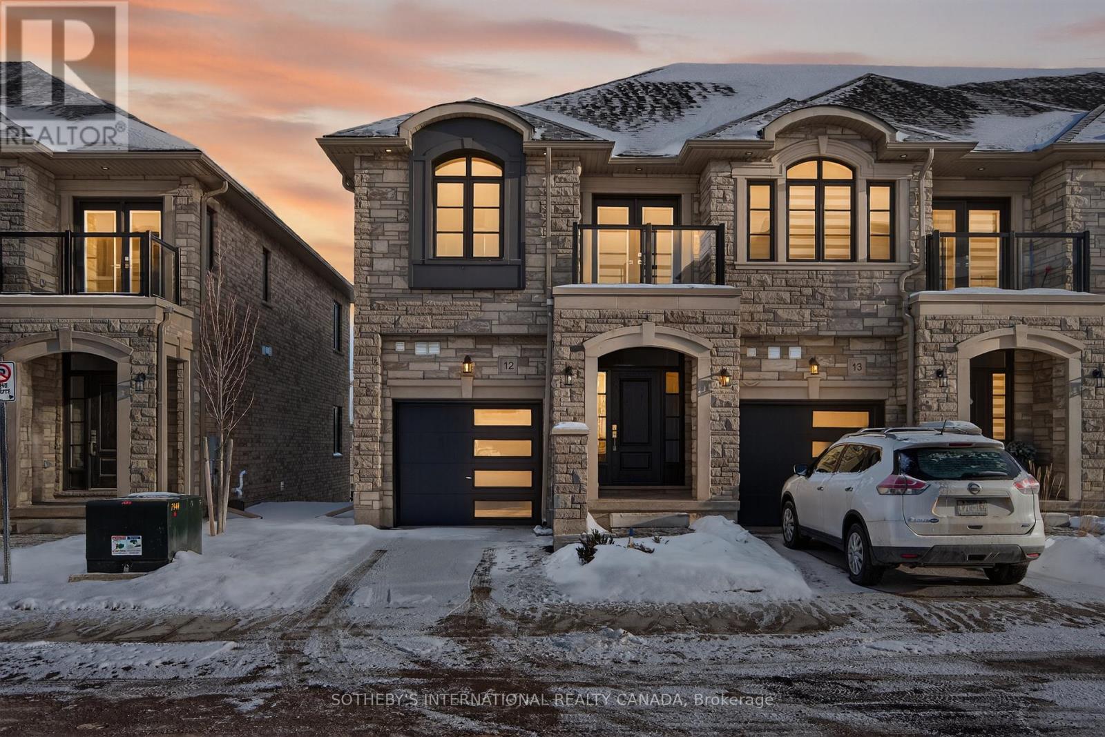 12 - 675 VICTORIA ROAD N