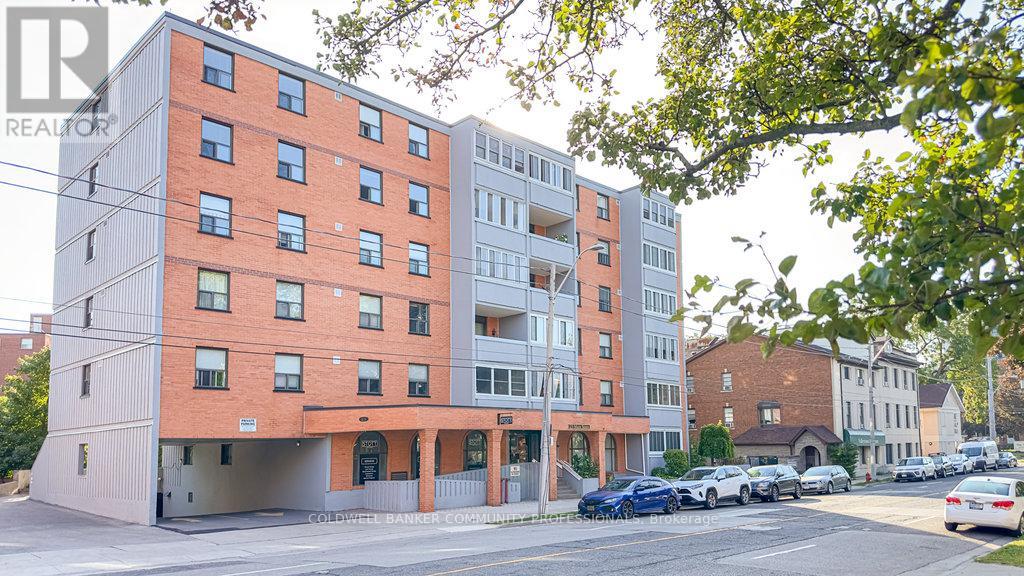 205 - 23 MAIN STREET