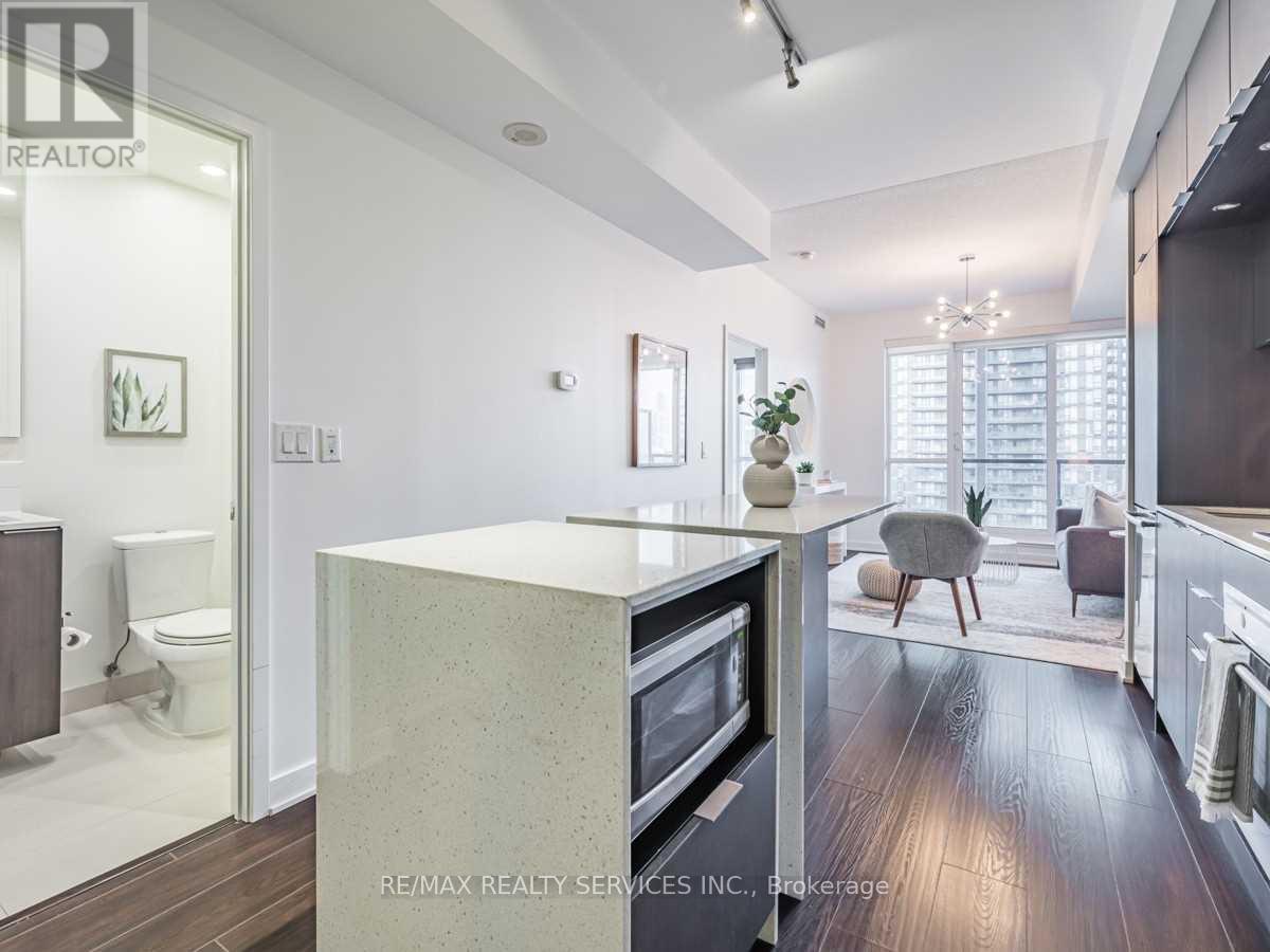 1207 - 170 SUMACH STREET