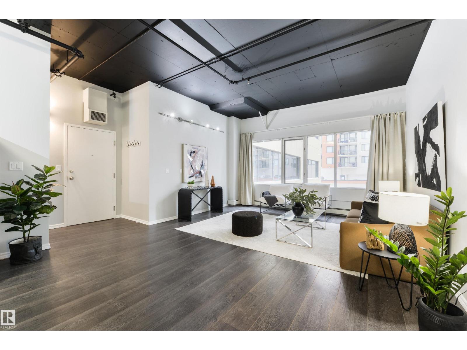 #408 10179 105 ST NW