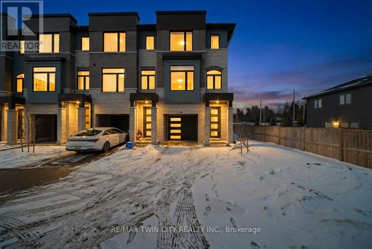 13 - 314 EQUESTRIAN WAY