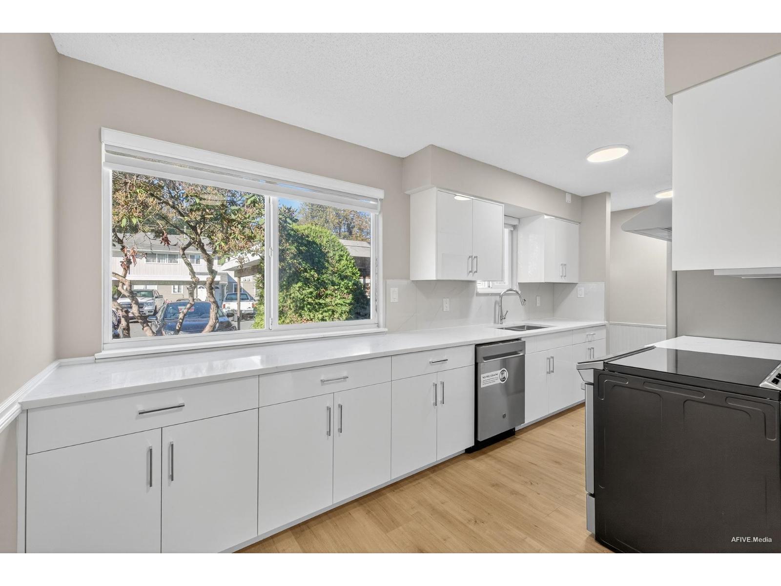 99 45185 WOLFE ROAD, Chilliwack Proper West