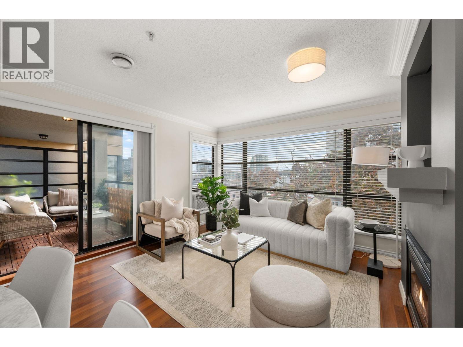 301 124 W 3RD STREET