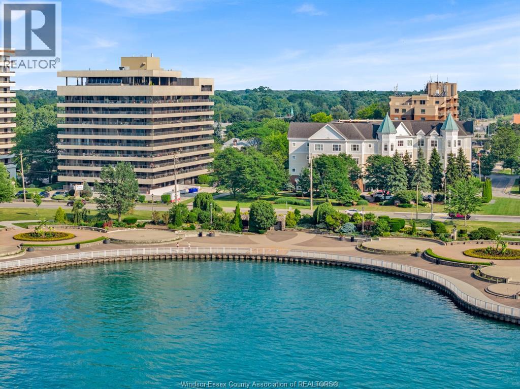 5125 RIVERSIDE DRIVE East Unit# 202