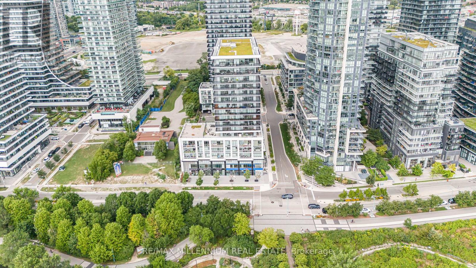 316 - 65 ANNIE CRAIG DRIVE N