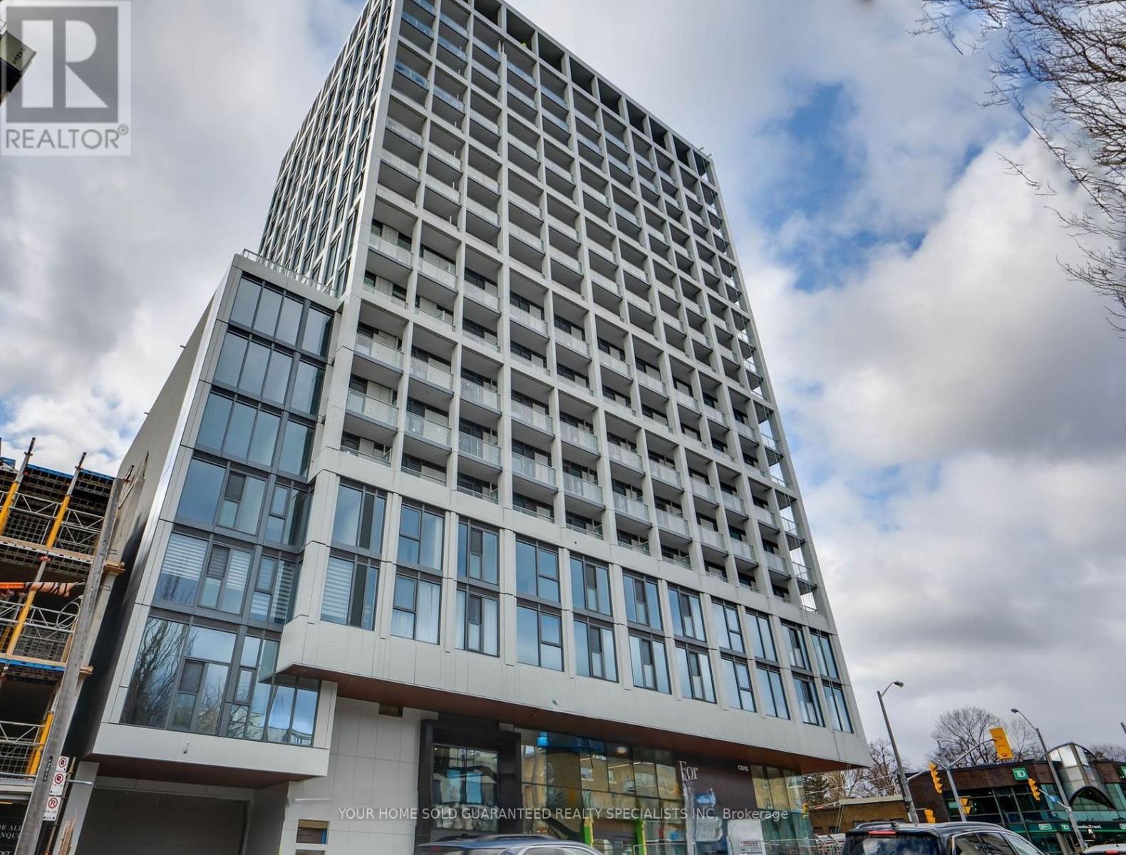 331 - 2020 BATHURST STREET