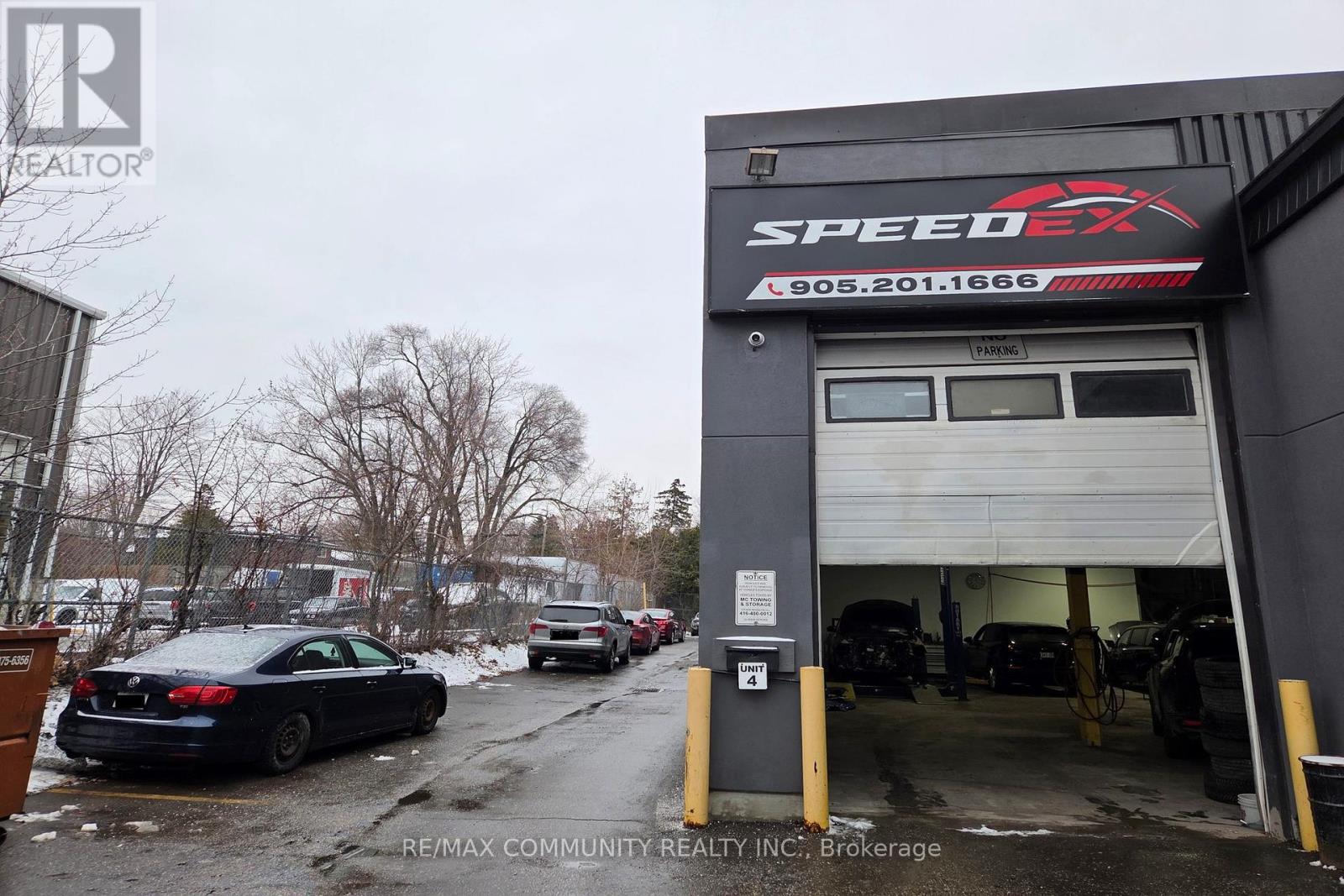 4 - 3 LAIDLAW BOULEVARD