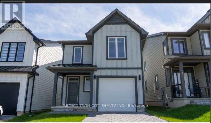 941 DEVERON CRESCENT