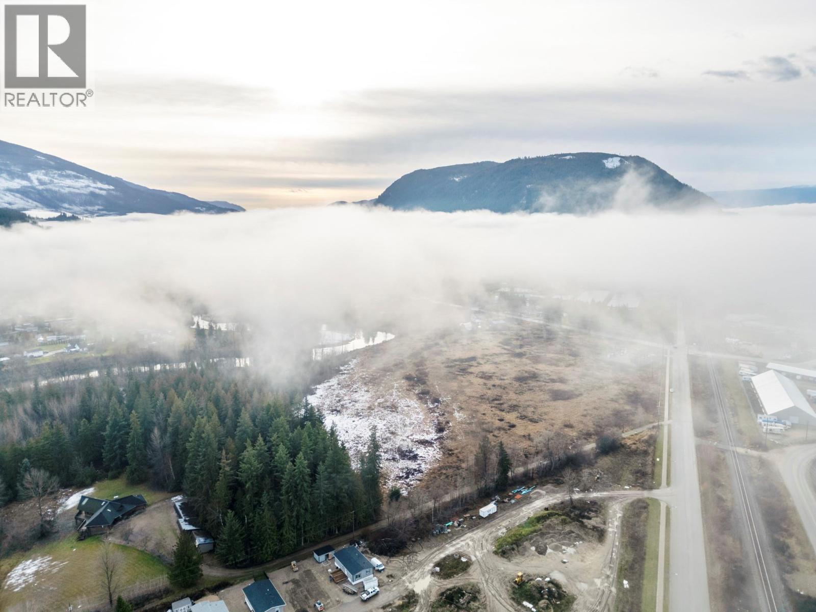 1513 Solsqua Sicamous Road