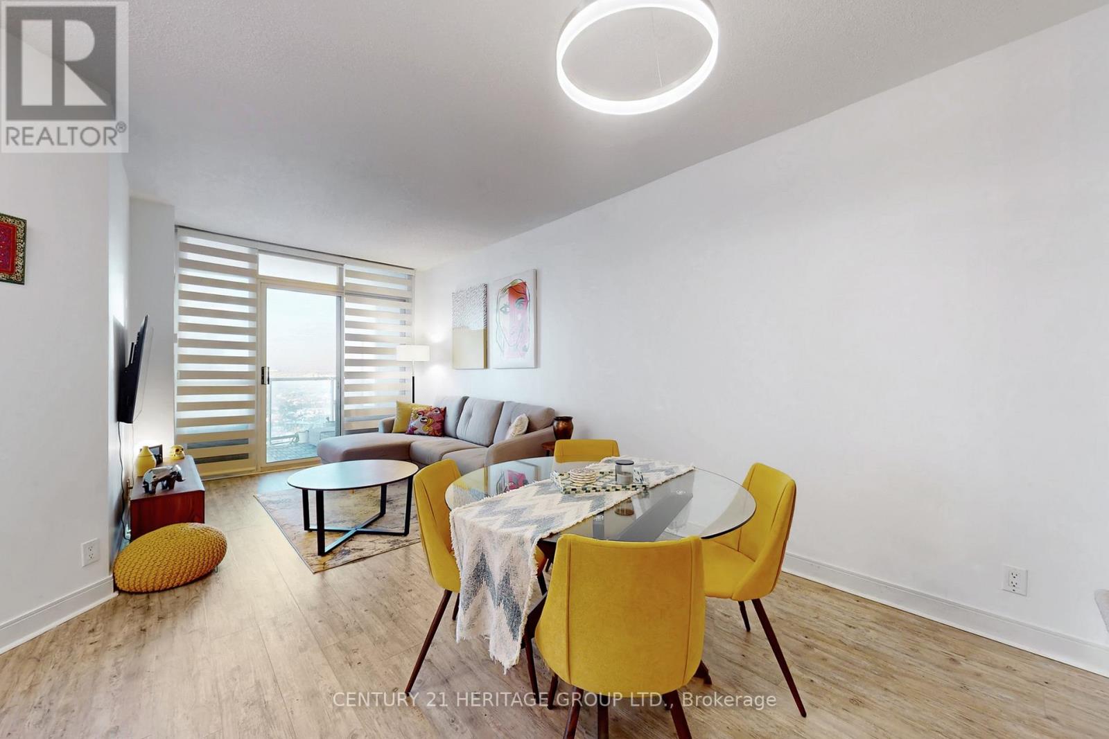 2410 - 70 ABSOLUTE AVENUE