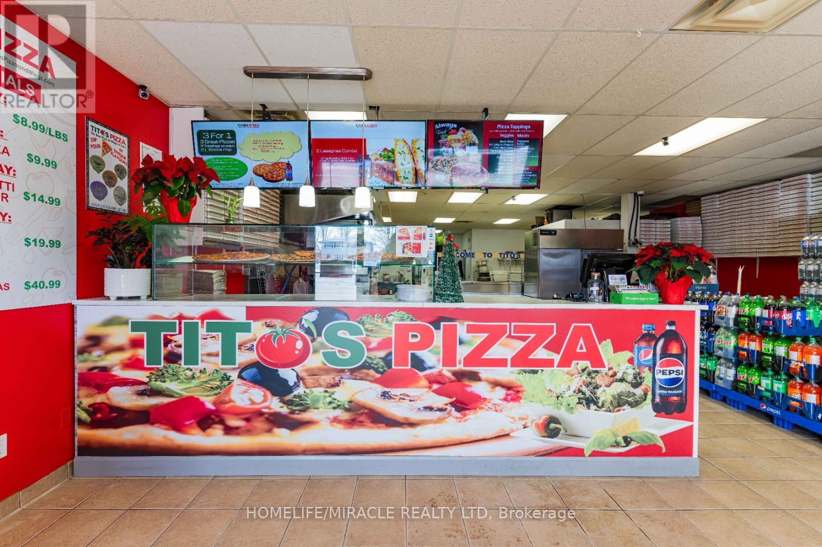 6 - 112 ORIOLE PARKWAY