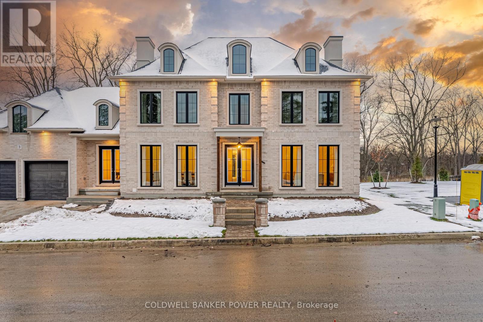 9 - 7100 KILBOURNE ROAD