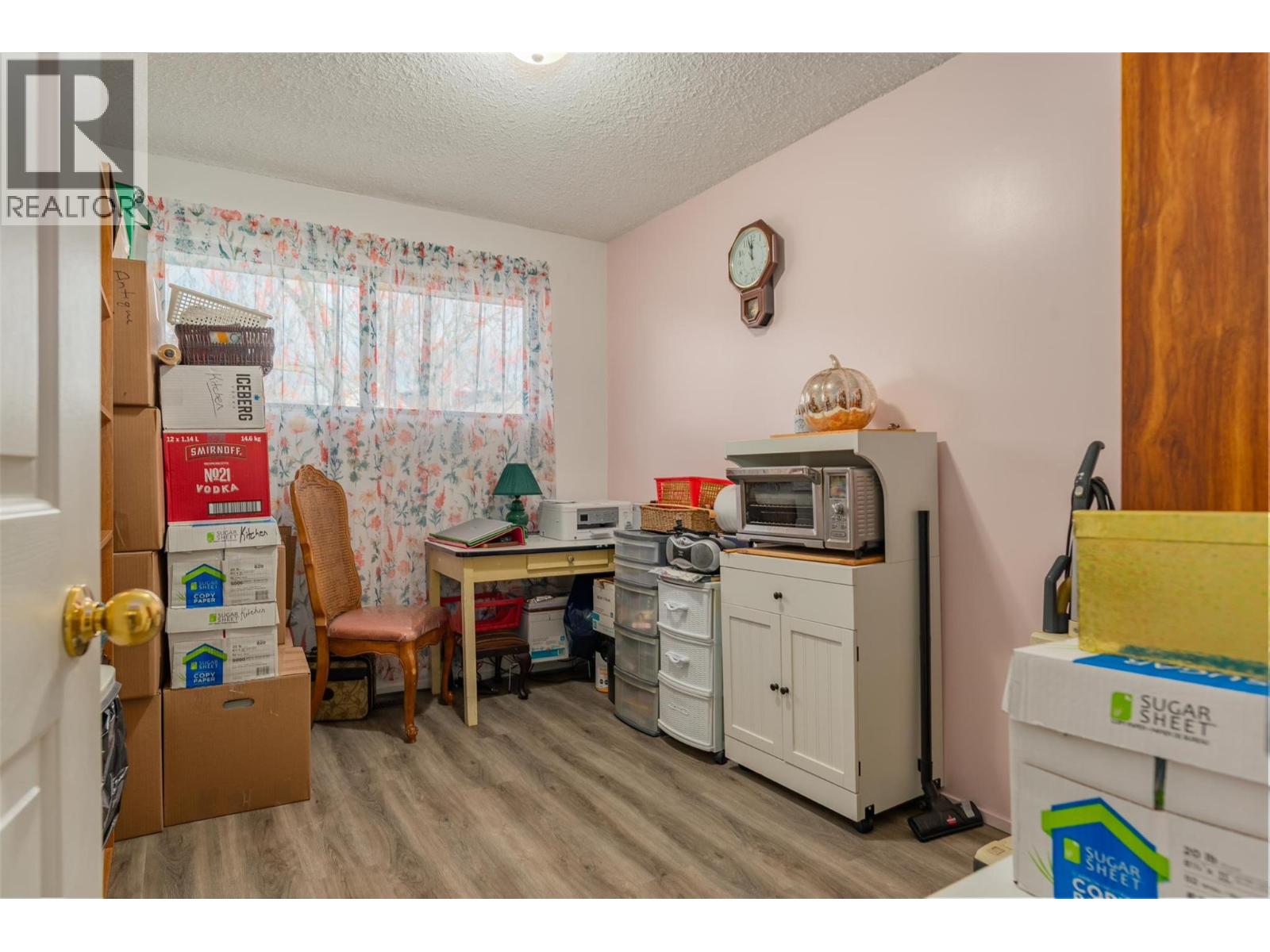 1937 RIVERSIDE Crescent