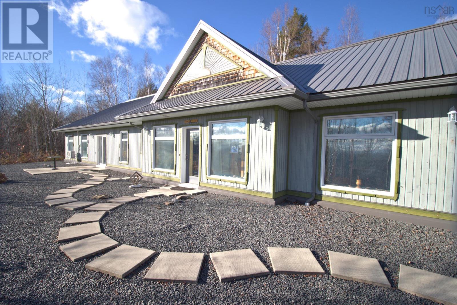 516 Burgess Mountain Road