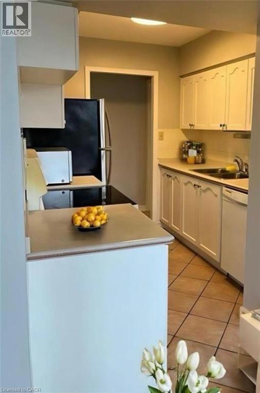 200 LIMERIDGE Road W Unit# 306