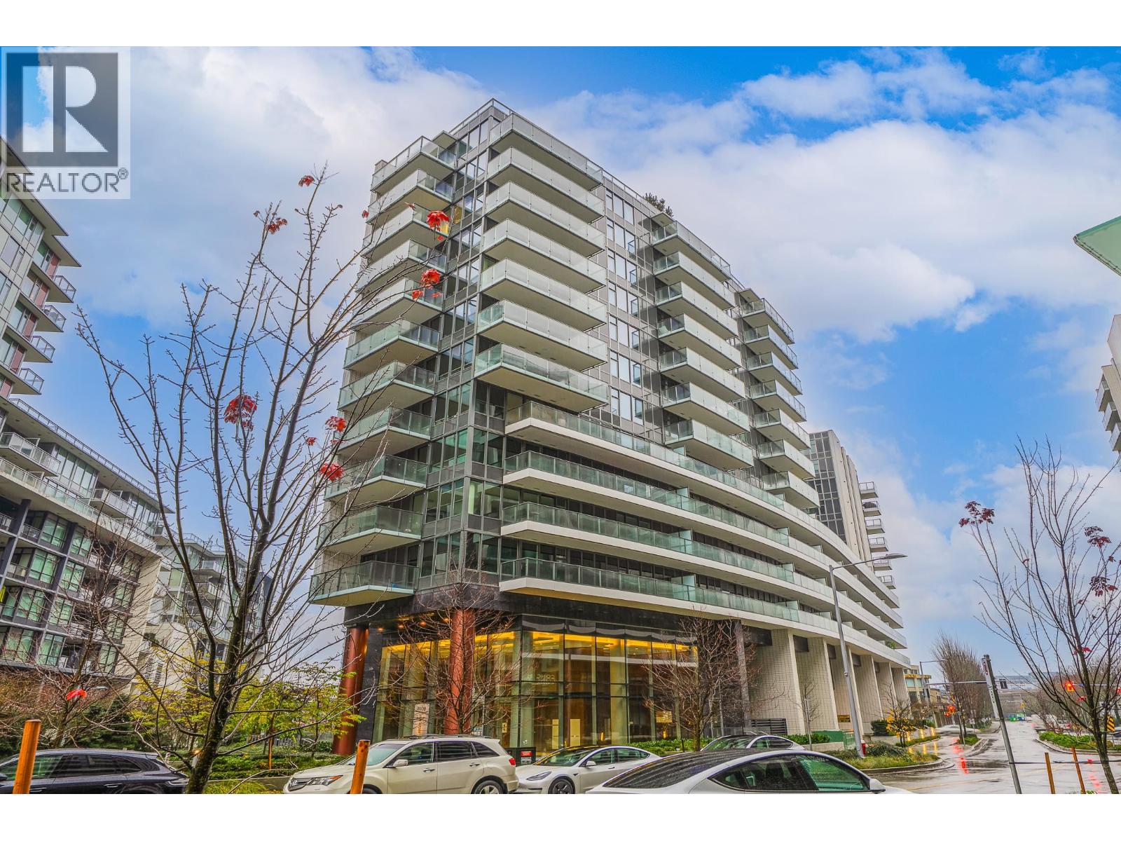 582 8608 HAZELBRIDGE WAY