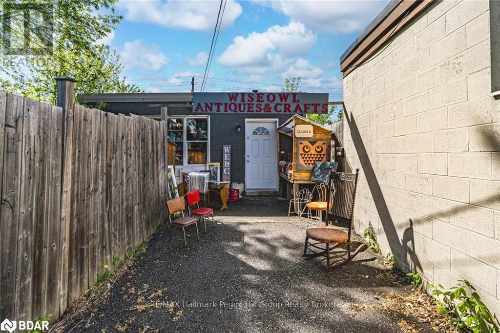 27 QUEEN STREET WEST