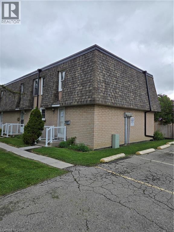 153 LIMERIDGE Road W Unit# 4