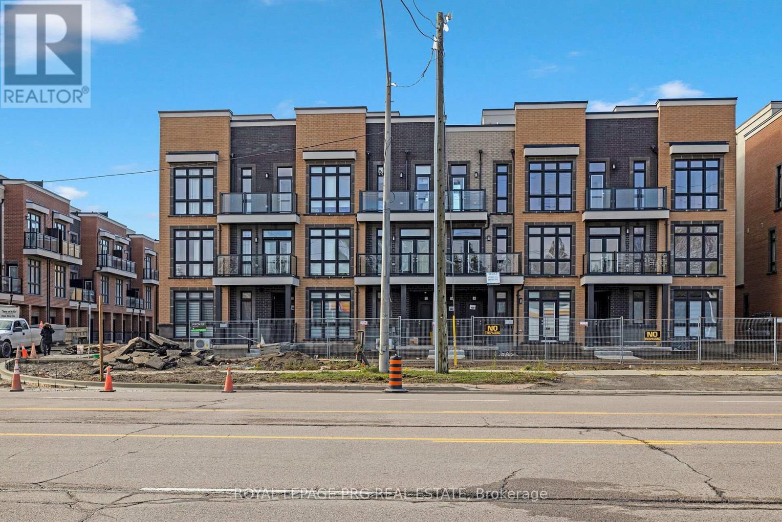 9 - 12860 YONGE STREET