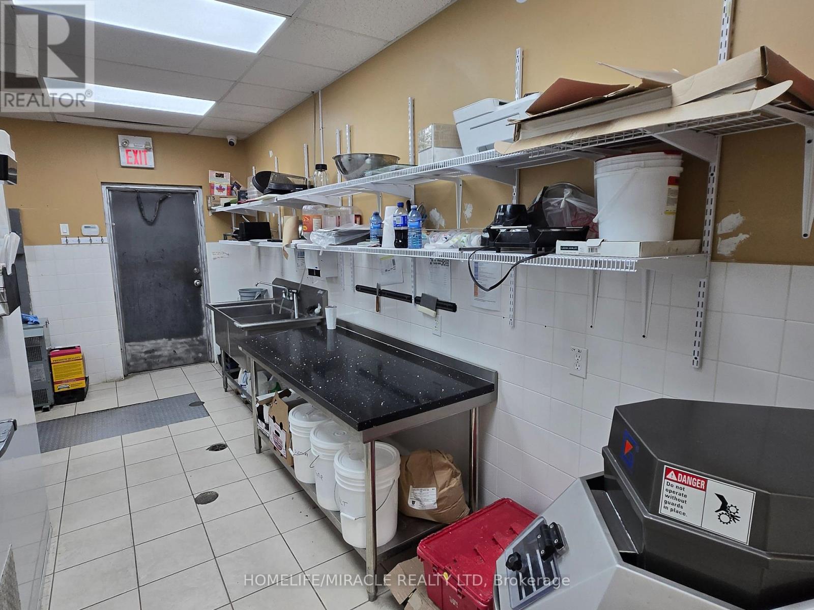 2 - 4293 KING STREET E