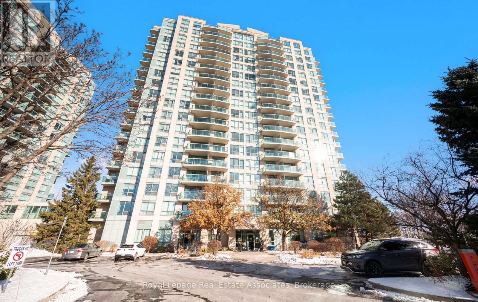 1713 - 2545 ERIN CENTRE BOULEVARD