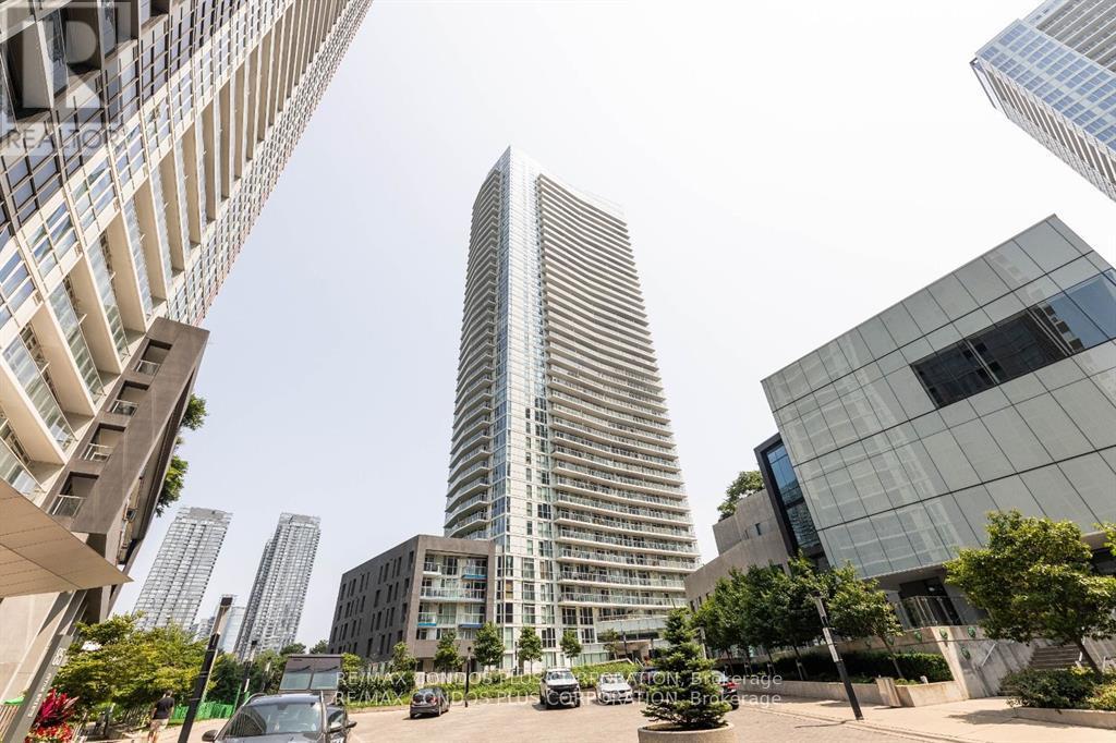 502 - 75 QUEENS WHARF ROAD