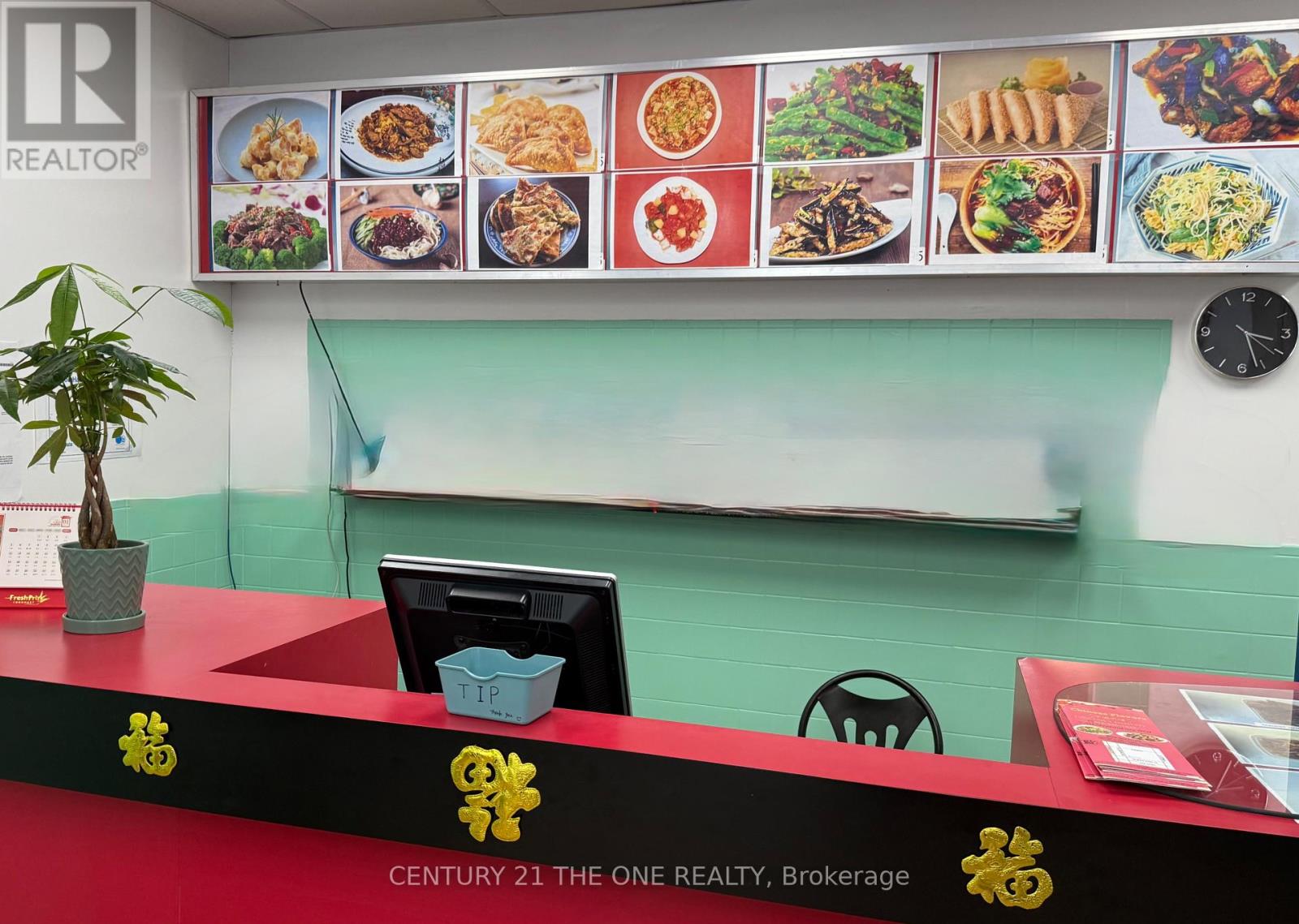 554 SHEPPARD AVENUE W