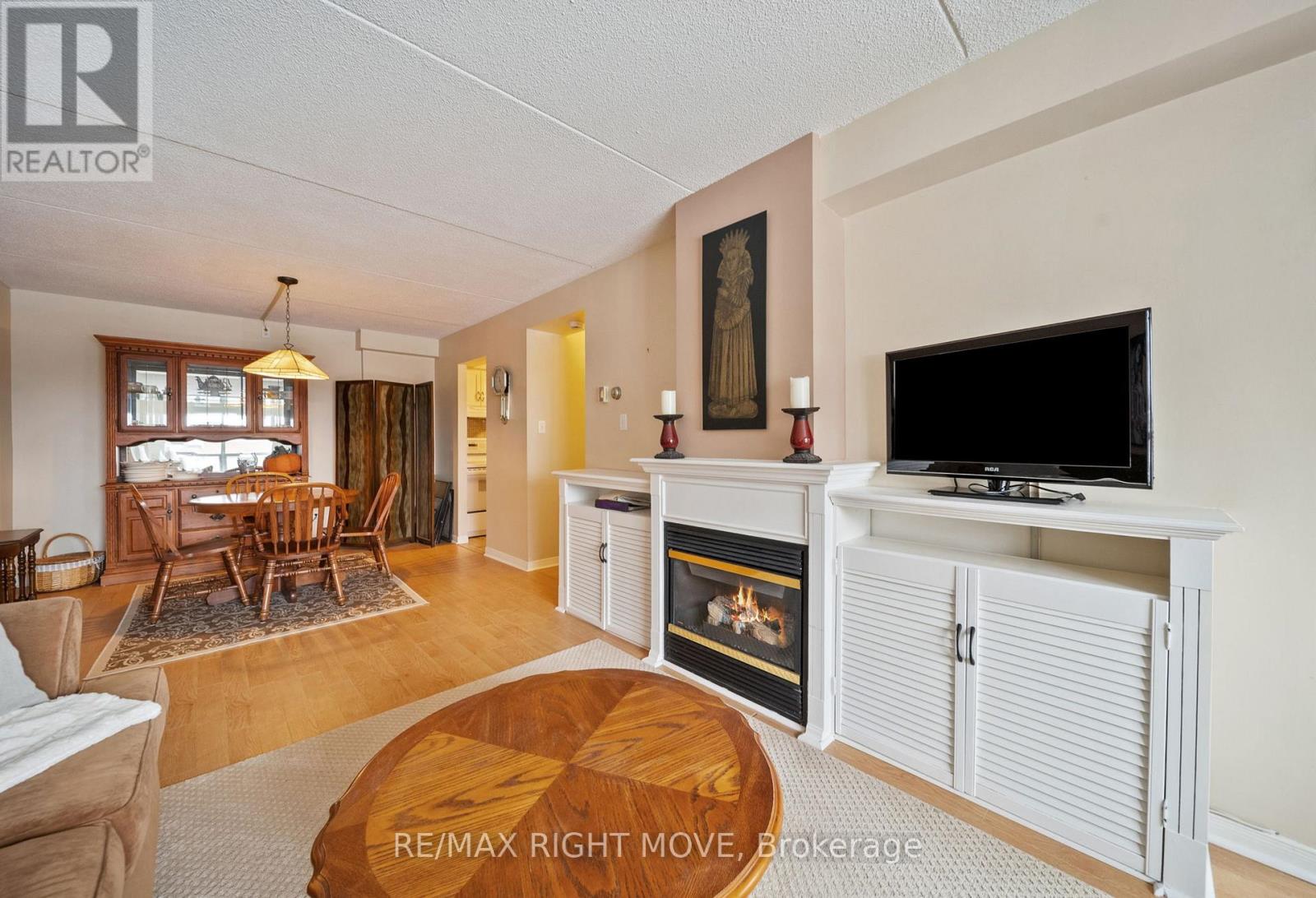 204 - 54 FITTONS ROAD W