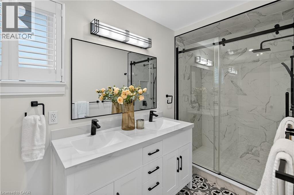 2347 TWEEDSMUIR Court