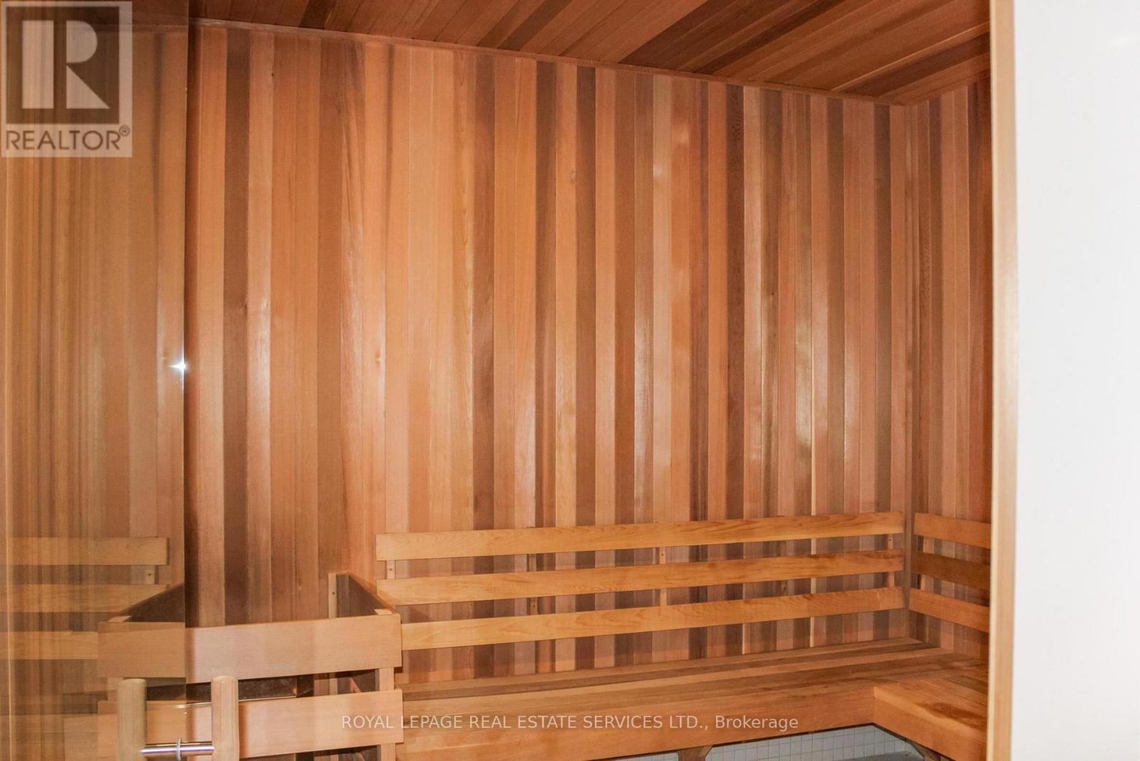 414 - 2489 TAUNTON ROAD