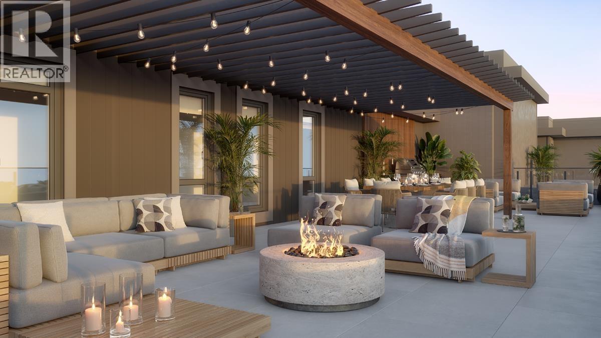 W306 618 SHAW AVENUE