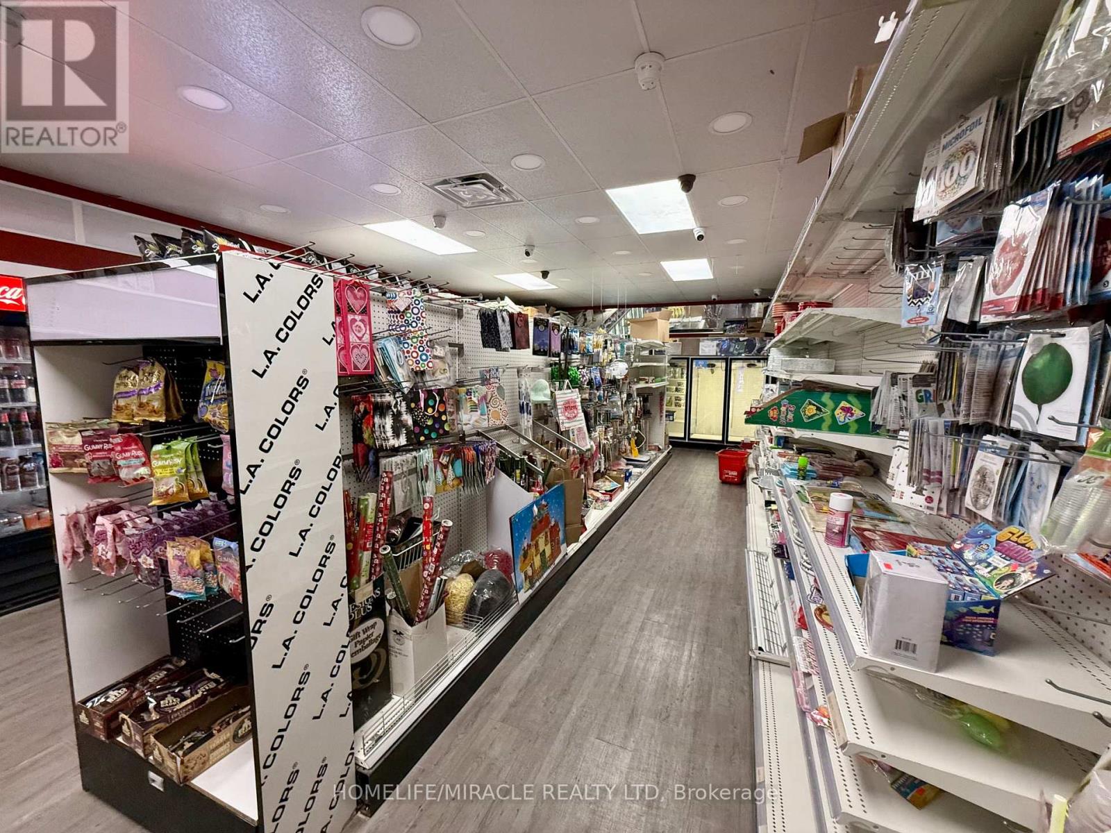 12 - 4099 ERIN MILLS PARKWAY