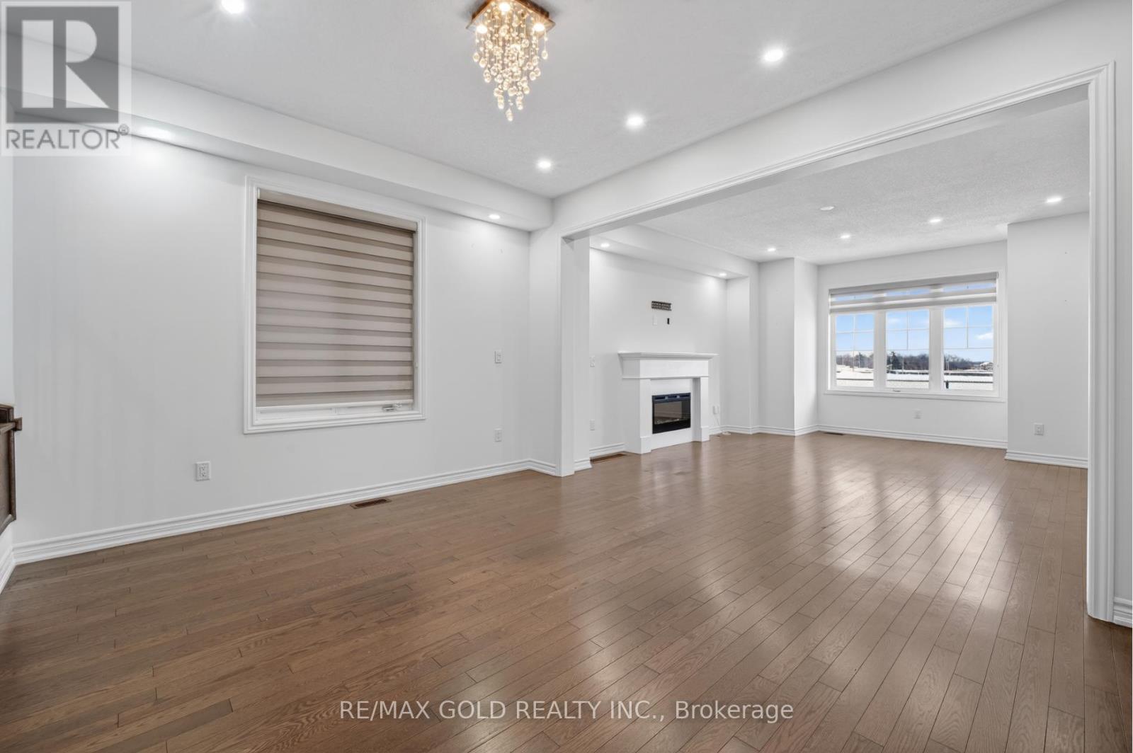 25 EBERLY WOODS DRIVE