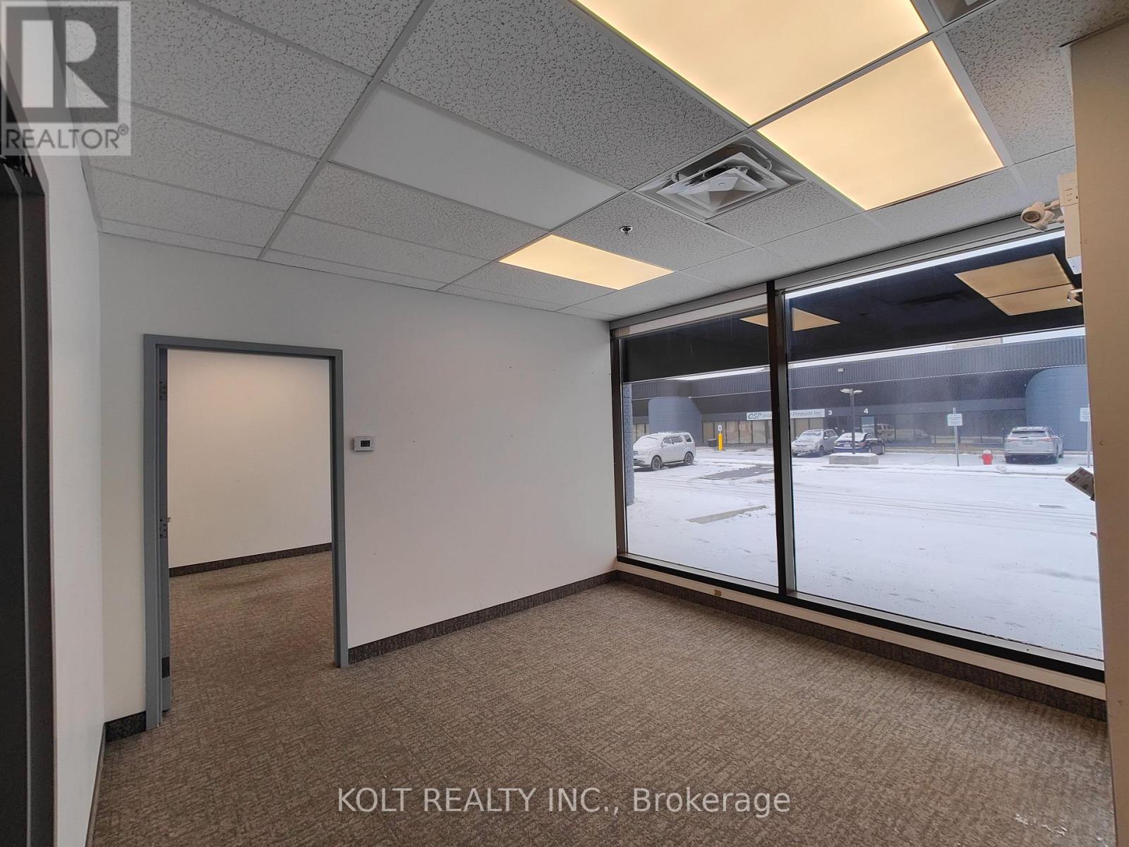 3 - 445 MILNER AVENUE