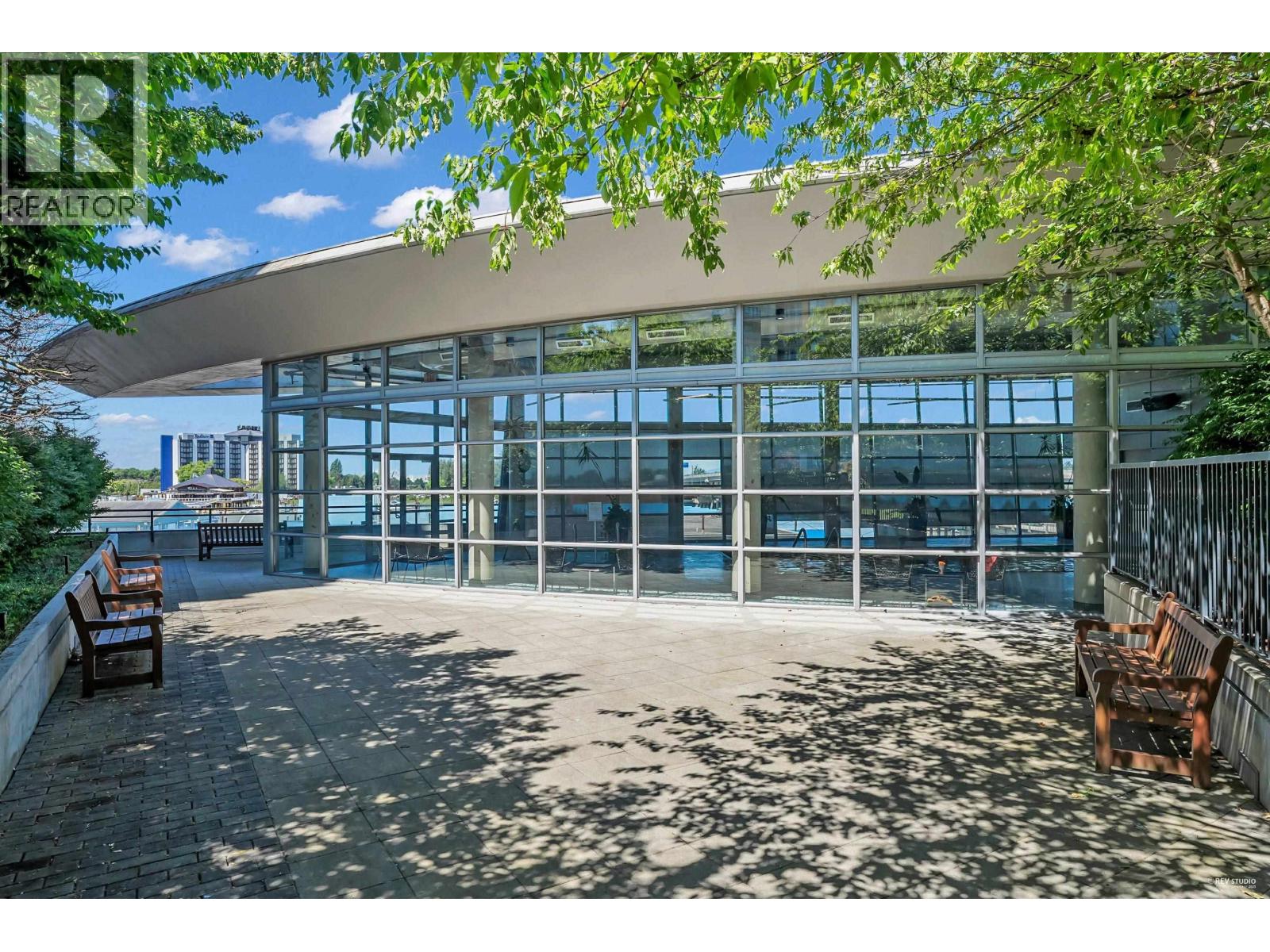 201 3111 CORVETTE WAY