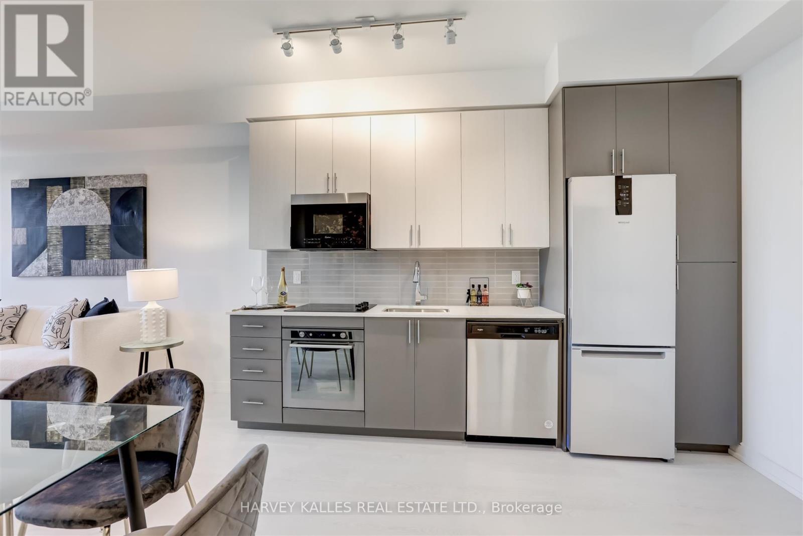 510 - 415 MAIN STREET