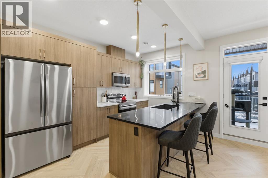 208, 562 Seton Circle SE