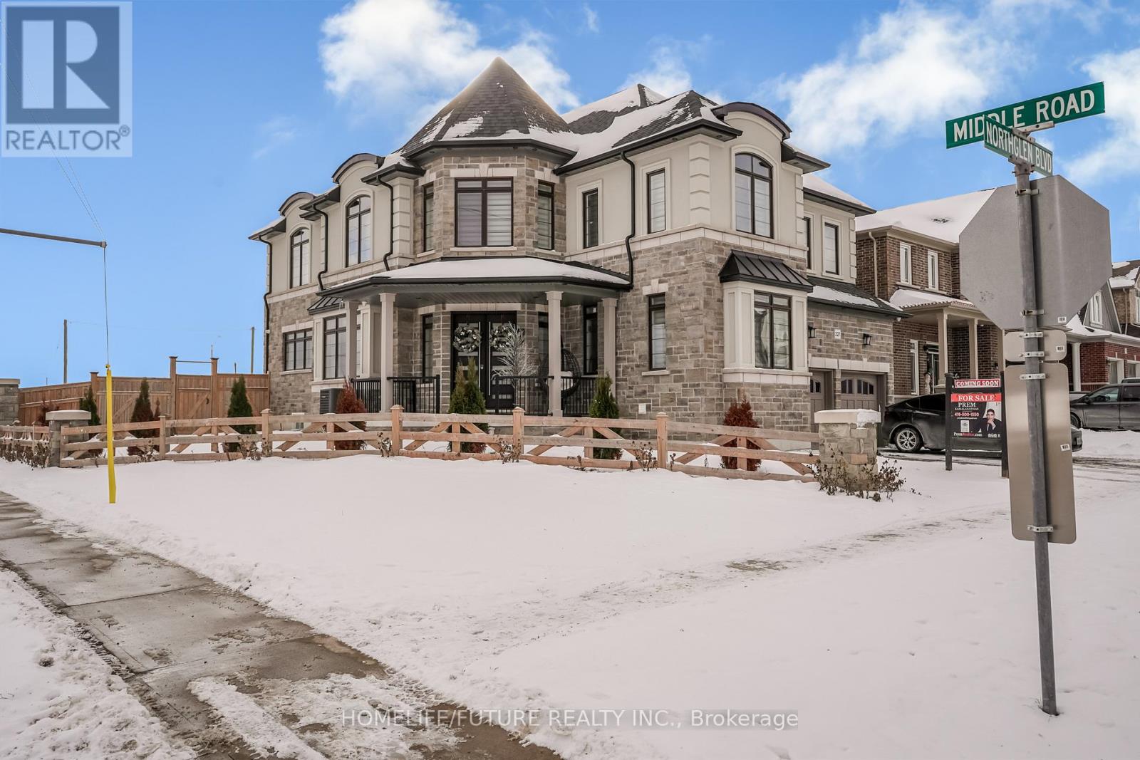 227 NORTHGLEN BOULEVARD