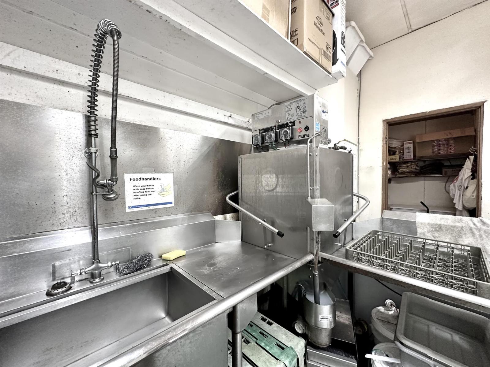 2385 KING GEORGE BOULEVARD