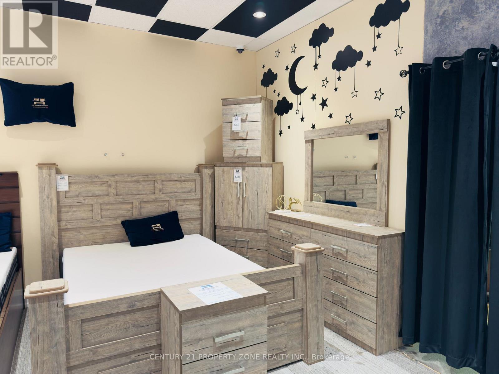 1 - 268 RUTHERFORD ROAD S