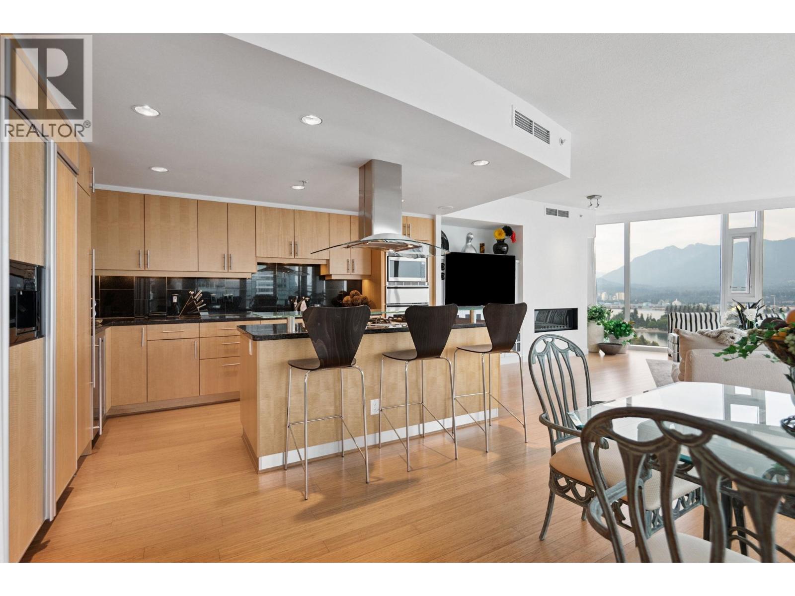 2502 1233 W CORDOVA STREET