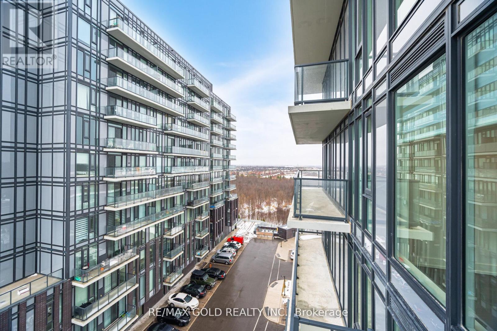 703 - 215 VETERANS DRIVE