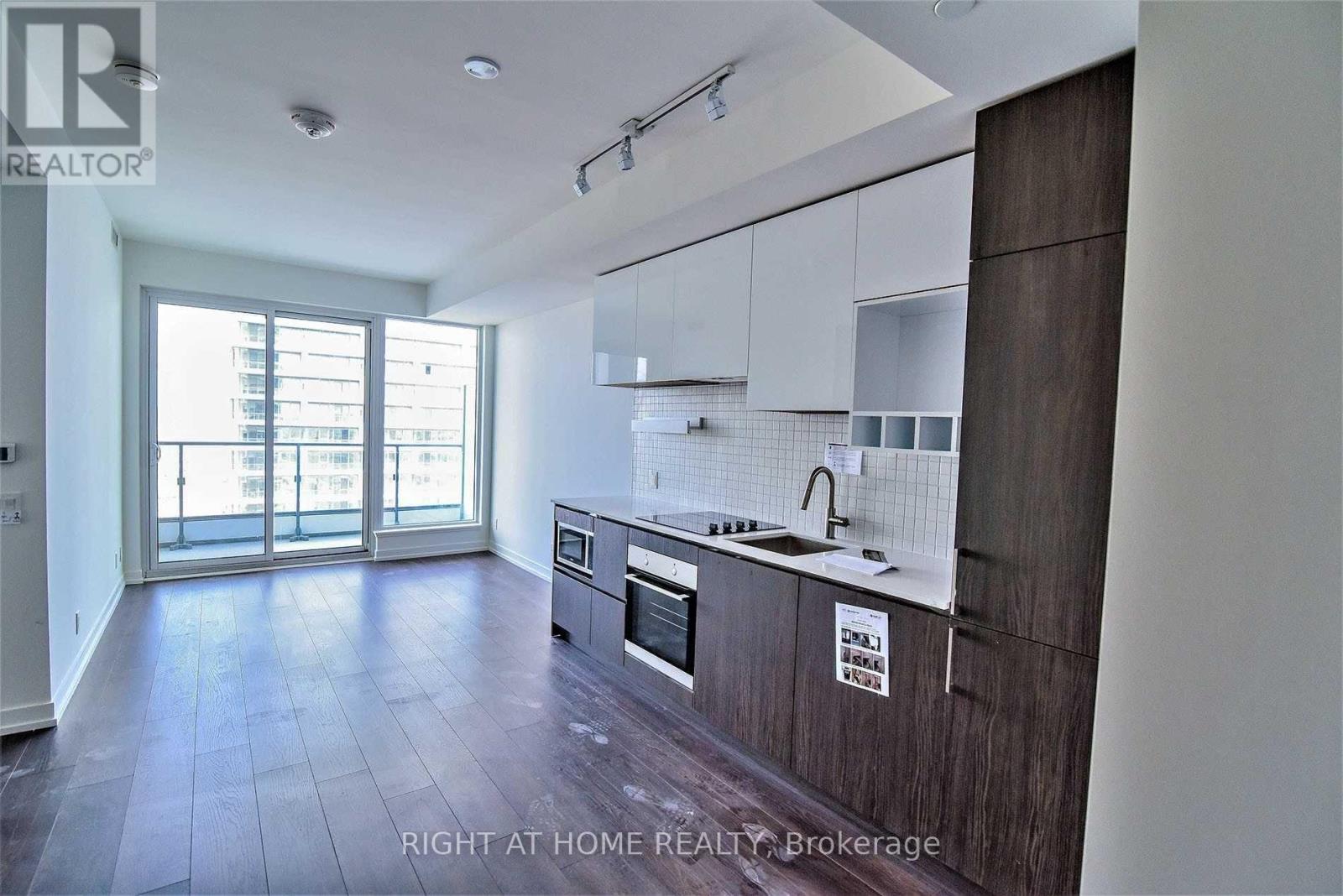 4701 - 5 BUTTERMILL AVENUE