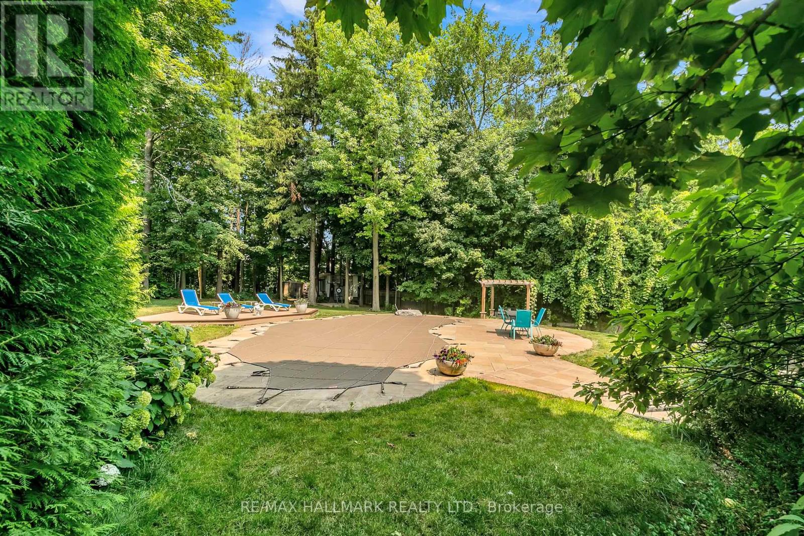 384 KENNEDY STREET W