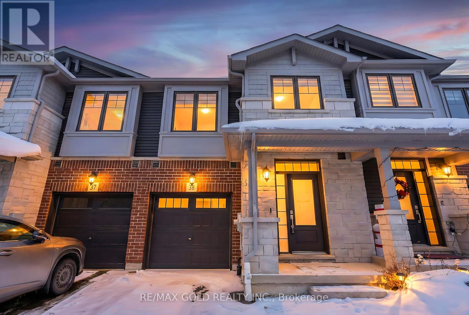 38 - 10 BIRMINGHAM DRIVE